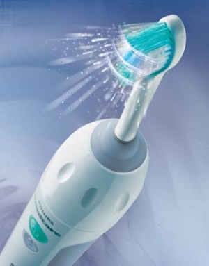 Elektrikli diş fırçalarının kullanımı kolaydır