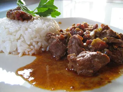 7 günlük vejetaryen olmayan öğün planları (Ilımlı kilo kaybı için, daha az sıkı bir diyet)